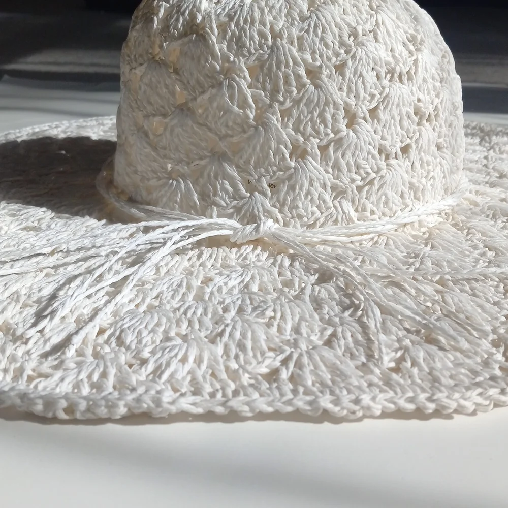 SUMMER  HAT